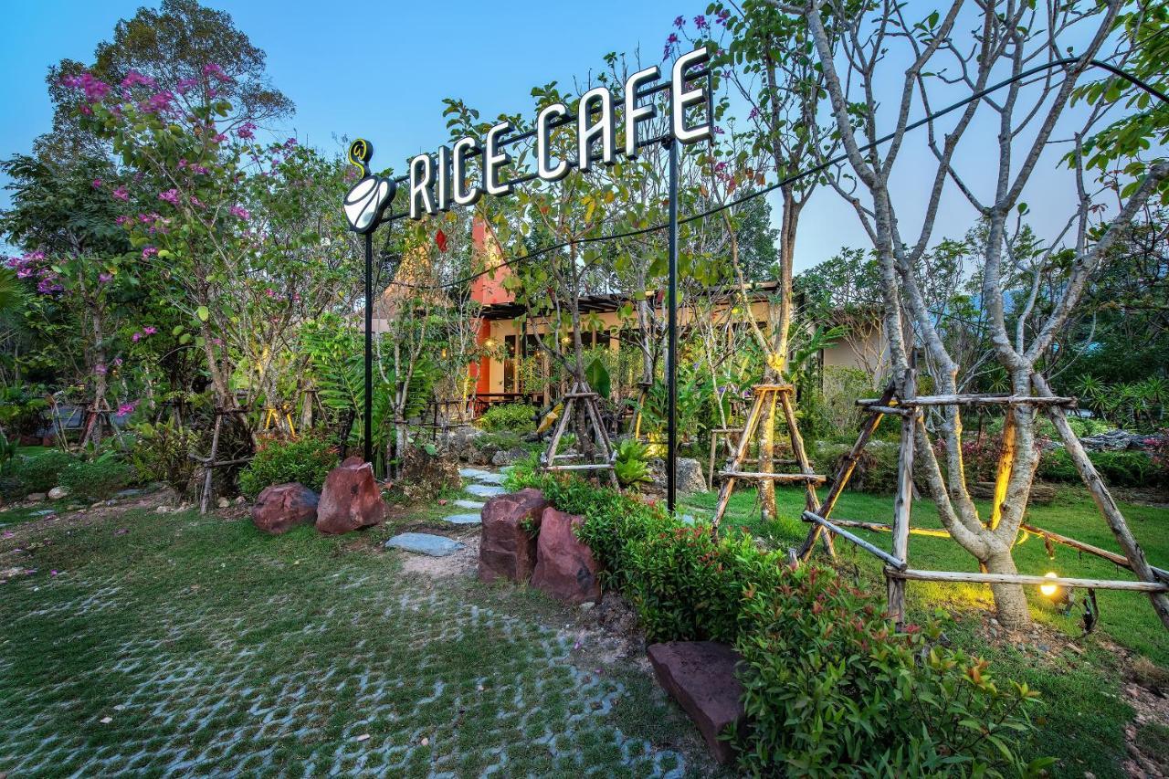 ناخون نايوك At Rice Resort المظهر الخارجي الصورة